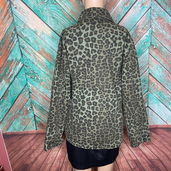 Good American Sage Green Leopard Cotton Utility Jacket With Pockets - Picture 8 of 11